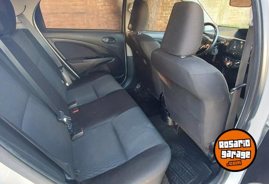 Autos - Toyota Etios xls 2022 Nafta 50500Km - En Venta