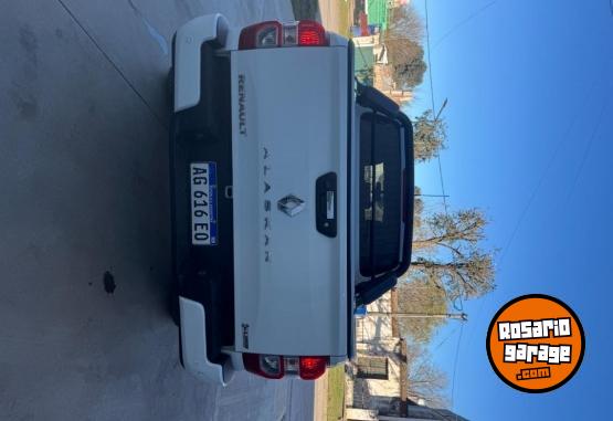 Camionetas - Renault Alaskan Intens 2.3 AT 4x2 2024 Diesel 42000Km - En Venta