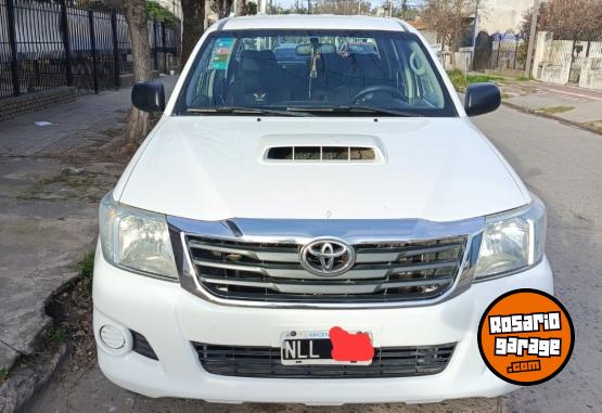 Camionetas - Toyota Hilux 2014 Diesel 176000Km - En Venta
