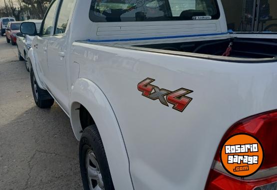 Camionetas - Toyota Hilux 2014 Diesel 176000Km - En Venta