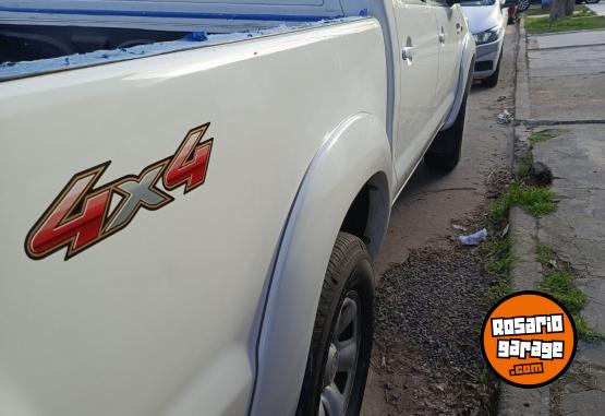 Camionetas - Toyota Hilux 2014 Diesel 176000Km - En Venta