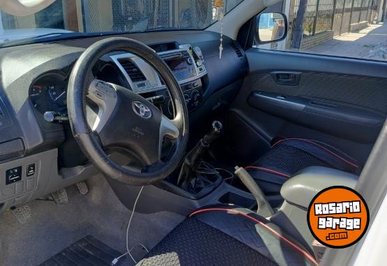Camionetas - Toyota Hilux 2014 Diesel 180000Km - En Venta