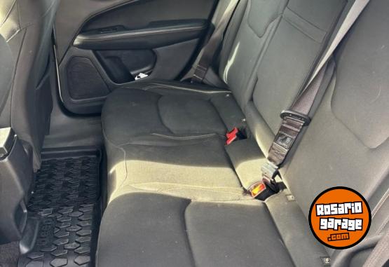 Camionetas - Jeep 2020 sport 2.4 mt6 fwd 2020 Nafta 170000Km - En Venta