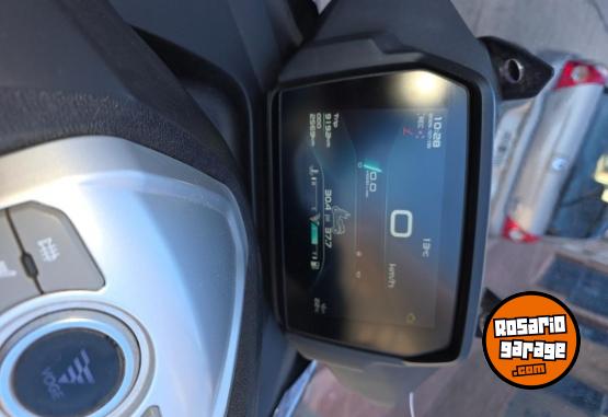Motos - Voge Sr4 max pro 2024 Nafta 2569Km - En Venta