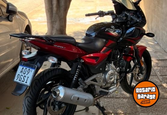 Motos - Bajaj 220 F 2018 Nafta 24500Km - En Venta