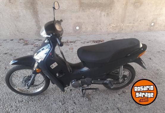 Motos - Keller 110 2025 Nafta 5900Km - En Venta