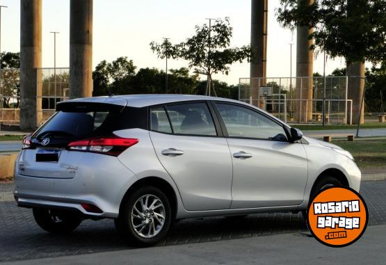 Autos - Toyota Yaris 2023 Nafta 12000Km - En Venta