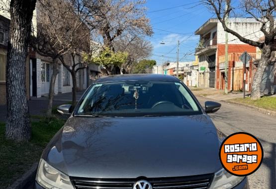 Autos - Volkswagen Vento 2012 Nafta 182000Km - En Venta