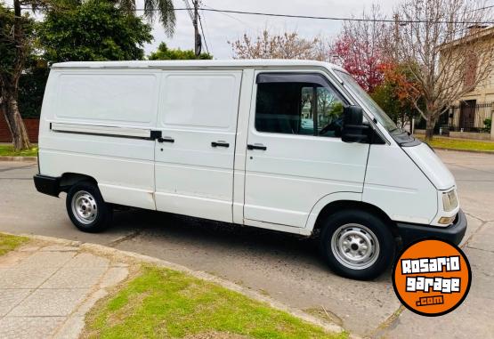 Utilitarios - Renault Trafic 2002 Diesel 500000Km - En Venta