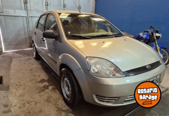 Autos - Ford Fiesta max 2006 GNC 230000Km - En Venta