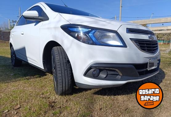 Autos - Chevrolet Onix ltz 2015 Nafta 122000Km - En Venta