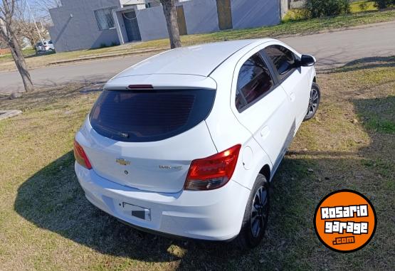 Autos - Chevrolet Onix ltz 2015 Nafta 122000Km - En Venta