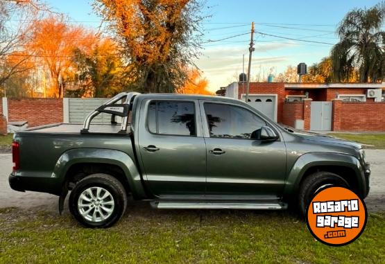 Camionetas - Volkswagen AMAROK COMFORTLINE AUT4X2 2017 Diesel 144000Km - En Venta
