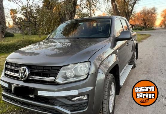 Camionetas - Volkswagen AMAROK COMFORTLINE AUT4X2 2017 Diesel 144000Km - En Venta