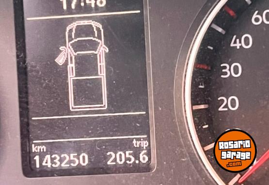 Camionetas - Volkswagen AMAROK COMFORTLINE AUT4X2 2017 Diesel 144000Km - En Venta