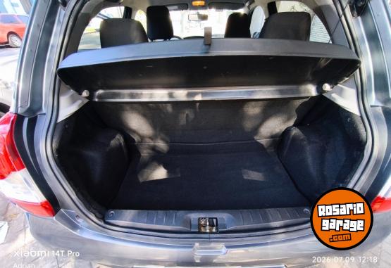 Autos - Toyota Etios XLS 2015 Nafta 71110Km - En Venta