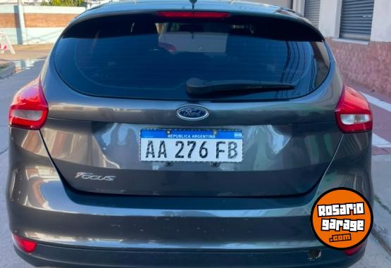 Autos - Ford Focus C3 C4 gol Corolla 2016 Nafta 153Km - En Venta