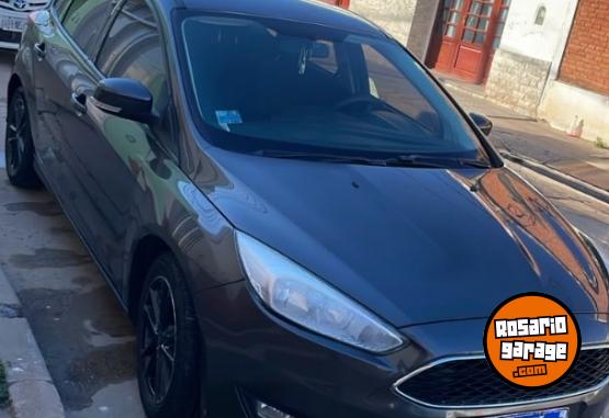 Autos - Ford Focus C3 C4 gol Corolla 2016 Nafta 153Km - En Venta
