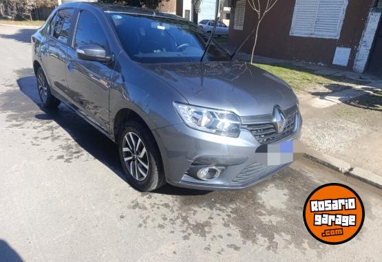 Autos - Renault Logan 2025 Nafta 35000Km - En Venta
