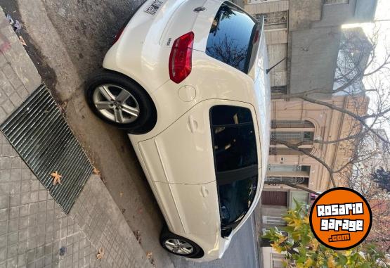 Autos - Volkswagen Fox 2015 Nafta 127000Km - En Venta