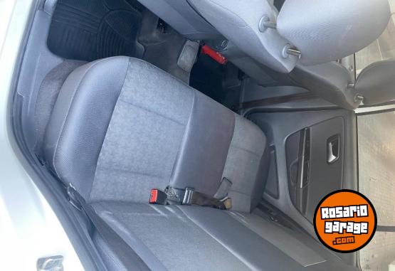 Autos - Volkswagen Fox 2015 Nafta 127000Km - En Venta