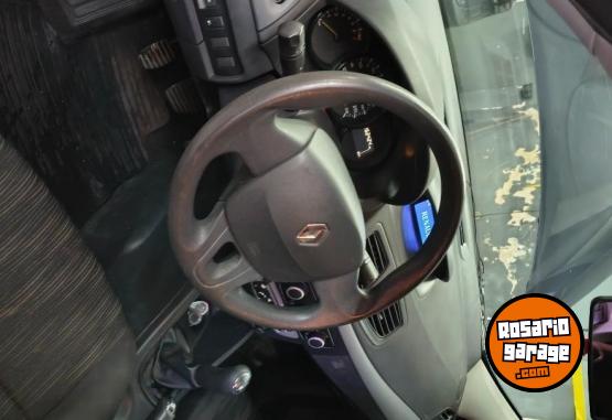 Autos - Renault 2013 confort 2013 Nafta 162000Km - En Venta