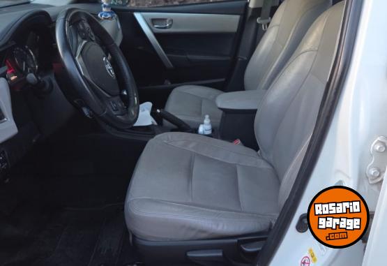 Autos - Toyota XEI PACK 2016 Nafta 225000Km - En Venta