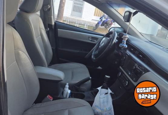 Autos - Toyota XEI PACK 2016 Nafta 225000Km - En Venta
