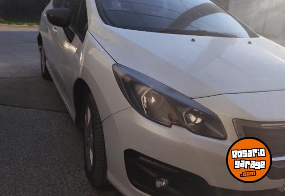 Autos - Peugeot 308 2017 Nafta 100000Km - En Venta