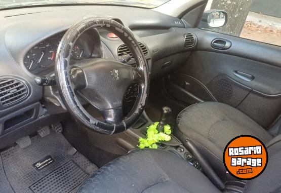 Autos - Peugeot 206 hdi 2007 Diesel 195000Km - En Venta