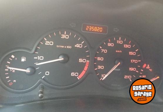 Autos - Peugeot 206 hdi 2007 Diesel 195000Km - En Venta