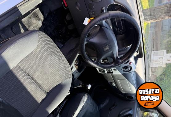 Utilitarios - Peugeot Partner confort furgón 2021 Diesel 80000Km - En Venta