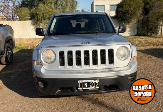 Camionetas - Jeep Patriot Sport  2.4 4x4 2012 Nafta 131000Km - En Venta