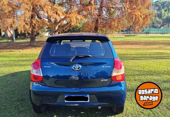 Autos - Toyota Etios XS 2016 Nafta 94000Km - En Venta