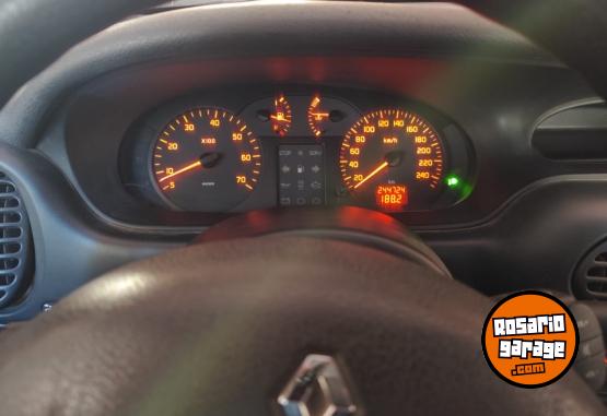 Autos - Renault Megane 2007 Nafta 245000Km - En Venta