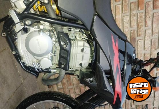 Motos - Honda XR tornado 250 2022 Nafta 29303Km - En Venta