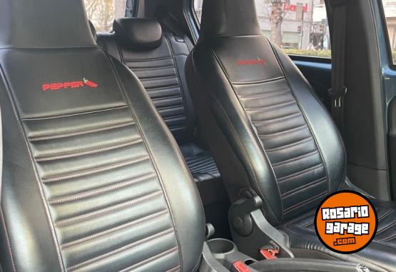 Autos - Volkswagen Up Pepper 1,0 Turbo 2017 Nafta 127000Km - En Venta