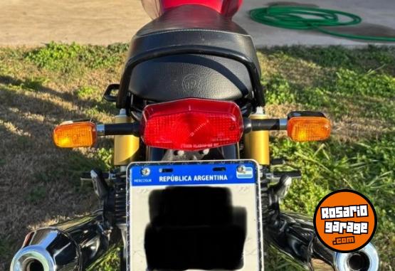 Motos - Royal Enfield Interceptor 2023 Nafta 21800Km - En Venta