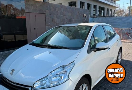 Autos - Peugeot 208 active 2014 Nafta 48000Km - En Venta