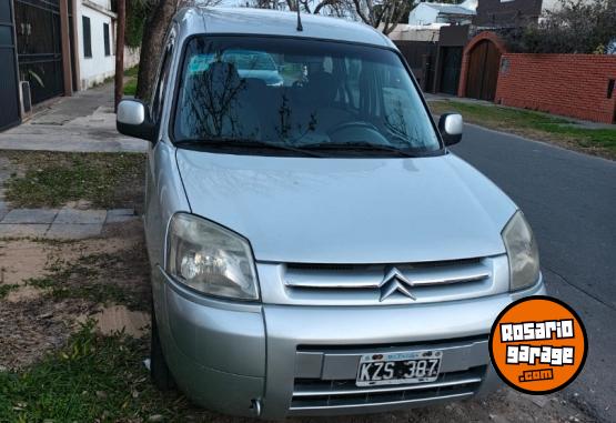 Utilitarios - Citroen Berlingo 2012 GNC 240000Km - En Venta