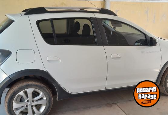 Autos - Renault Sandero Stepway 2016 GNC 130000Km - En Venta