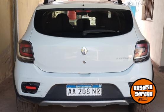 Autos - Renault Sandero Stepway 2016 GNC 130000Km - En Venta