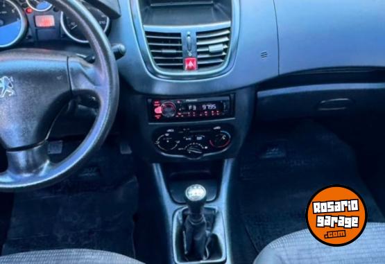 Autos - Peugeot 207 Compact Activ 2013 Nafta 118367Km - En Venta