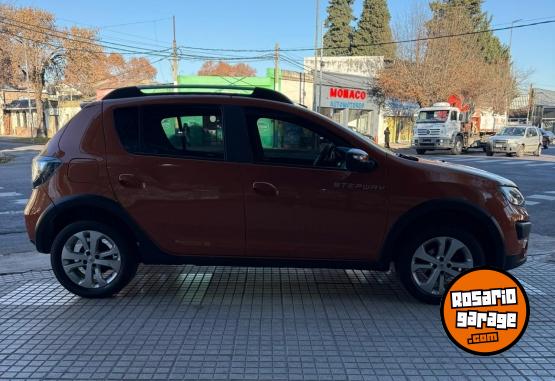 Autos - Renault SANDERO STEPWAY PRIVILEGE 2018 GNC 120000Km - En Venta