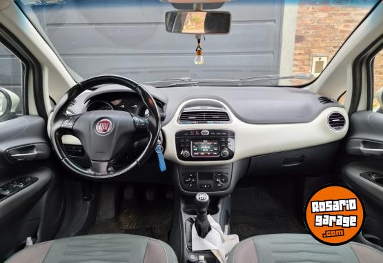 Autos - Fiat Punto 1.6 16v essence 2017 Nafta 95000Km - En Venta