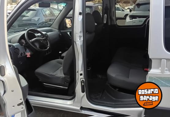 Utilitarios - Peugeot Partner 1.6 hdi patagónic 2018 Diesel 140000Km - En Venta