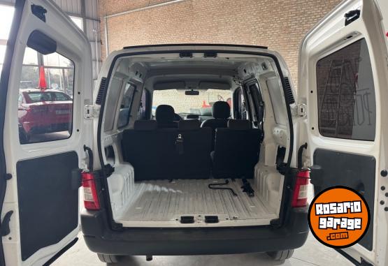 Autos - Citroen Berlingo Mixta 2020 Diesel 160000Km - En Venta