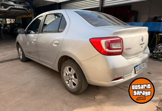 Autos - Renault LOGAN PRIVILEGE 1.6 16V 2016 Nafta 116000Km - En Venta