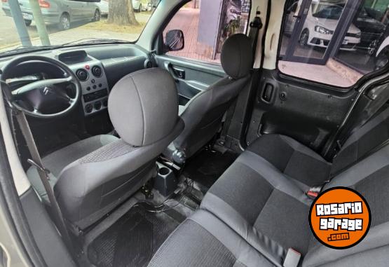 Utilitarios - Citroen BERLINGO MIXTO 5 AS 2020 Diesel 115000Km - En Venta