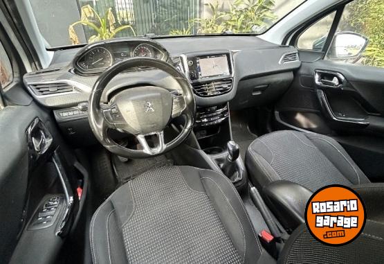 Autos - Peugeot 208 HDI 1.4 Diesel 2016 Diesel 160000Km - En Venta